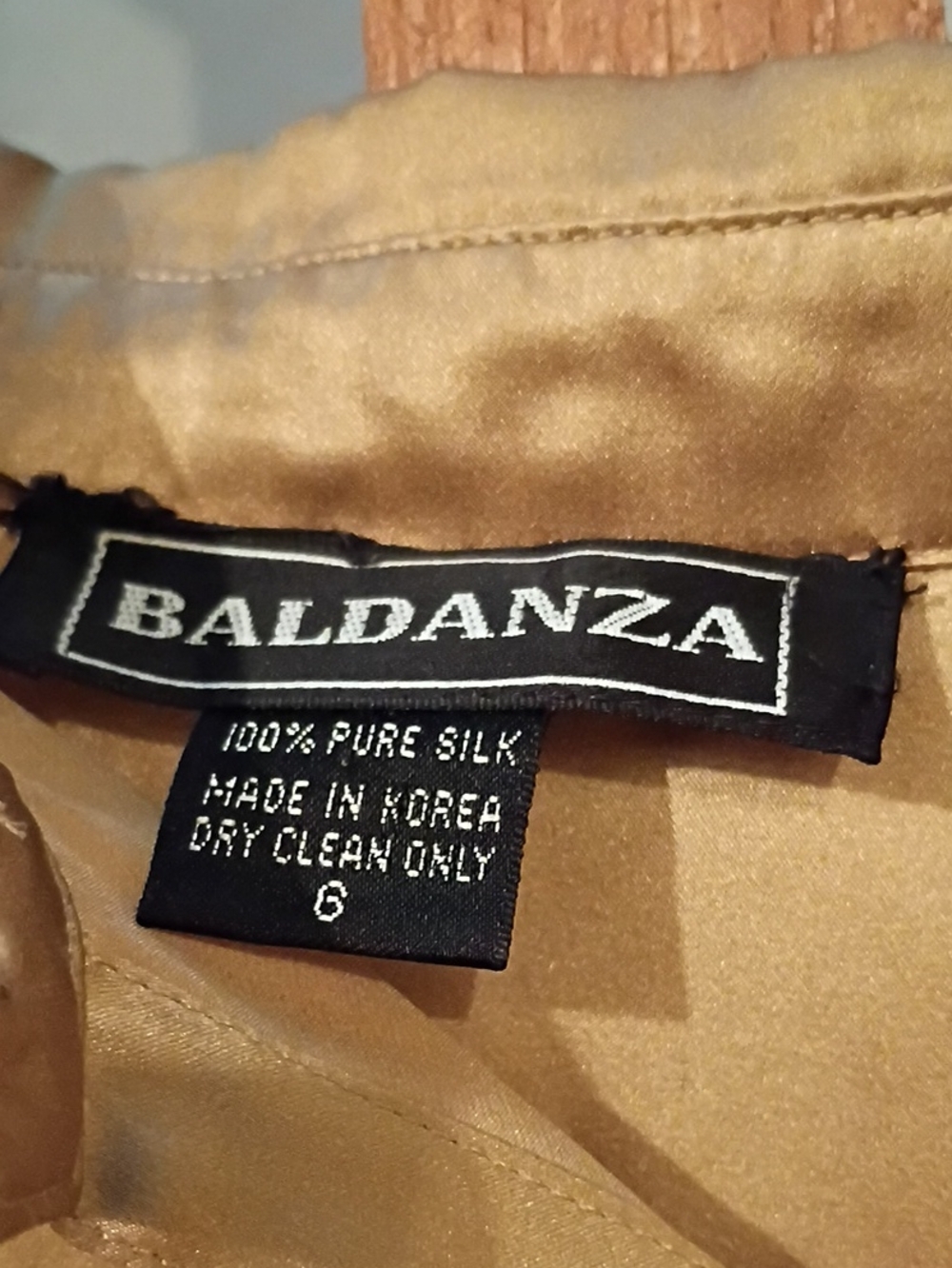 Baldanza Silk Top in Shimmering Gold